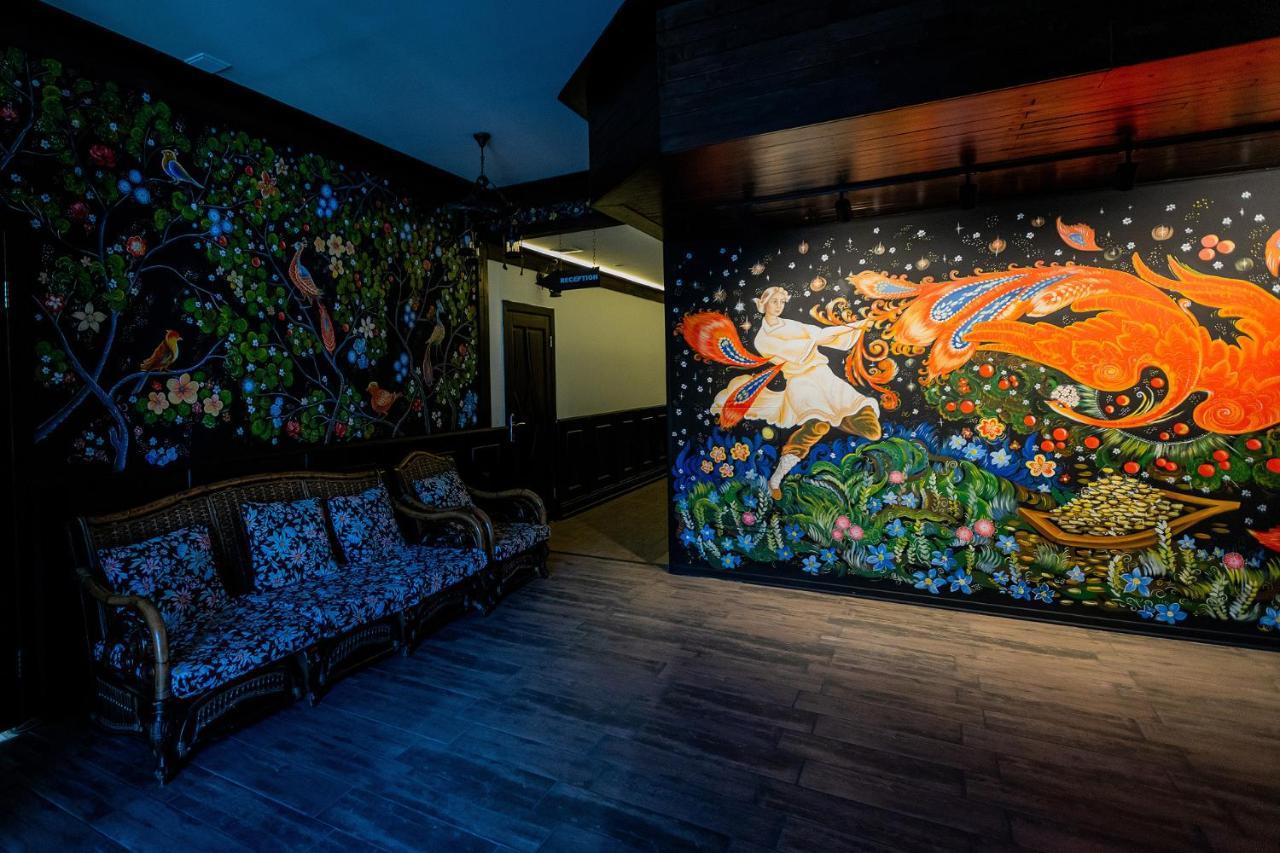 Metelitsa Hotel Karagandy エクステリア 写真